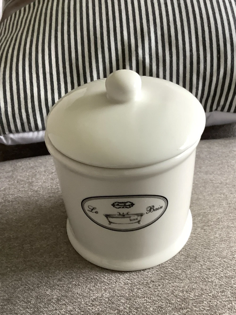 Cream Ceramic Canister Set with Lid - 2 Pieces